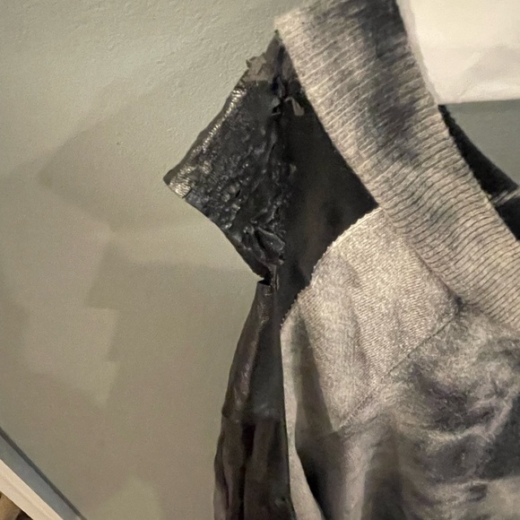 T party tie dyed black and white sweatshirt with black leatherette slits L - Picture 4 of 4